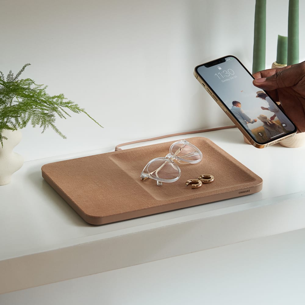 Courant CATCH:3 Essentials Wireless Charging Pad